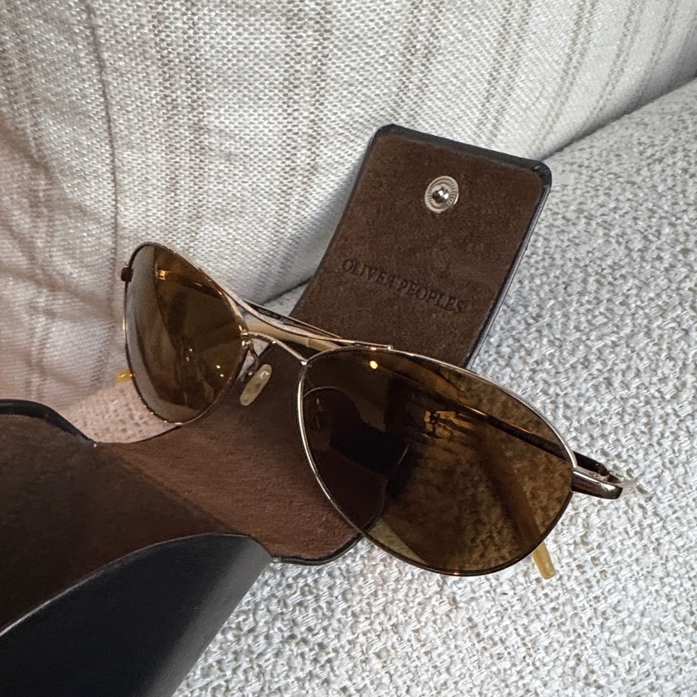 Oliver Peoples Sunglasses with Case